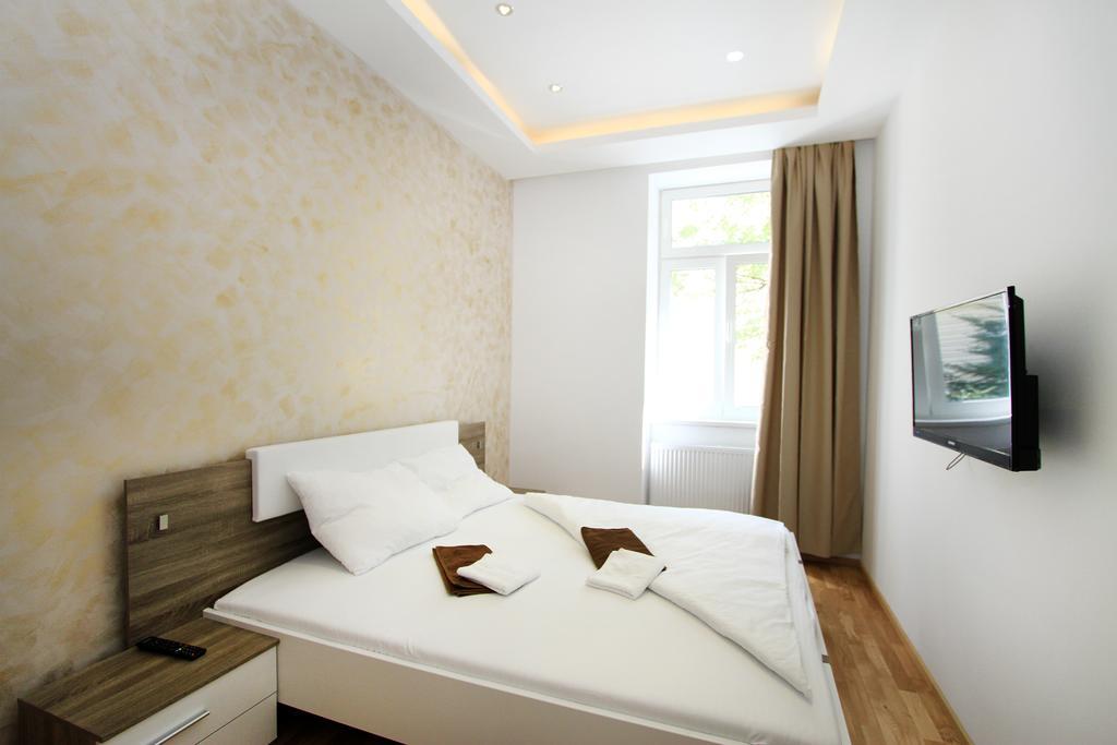 Aurellia Deluxe Apartments Виена Екстериор снимка