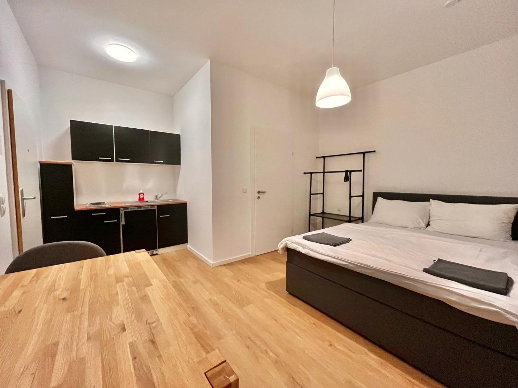 Aurellia Deluxe Apartments Виена Екстериор снимка